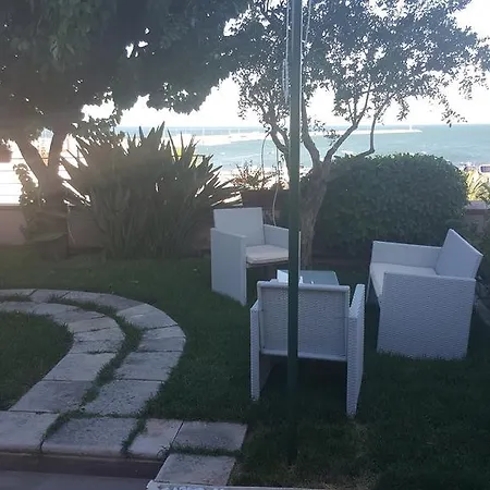 Alojamento de Acomodação e Pequeno-almoço La Dolce Vista - Di Charme 4*