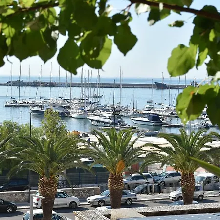 Alojamento de Acomodação e Pequeno-almoço La Dolce Vista - Di Charme Manfredónia