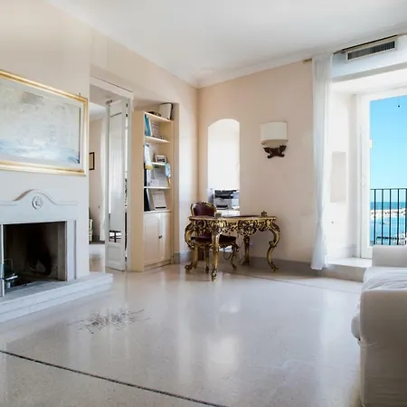 La Dolce Vista - Di Charme Bed & Breakfast *