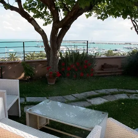 La Dolce Vista - Di Charme 4*